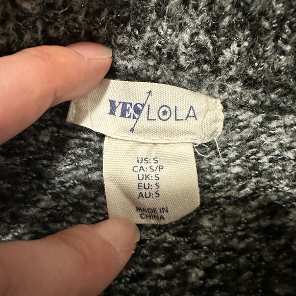Yes Lola | Sweater - Picture 5 of 6